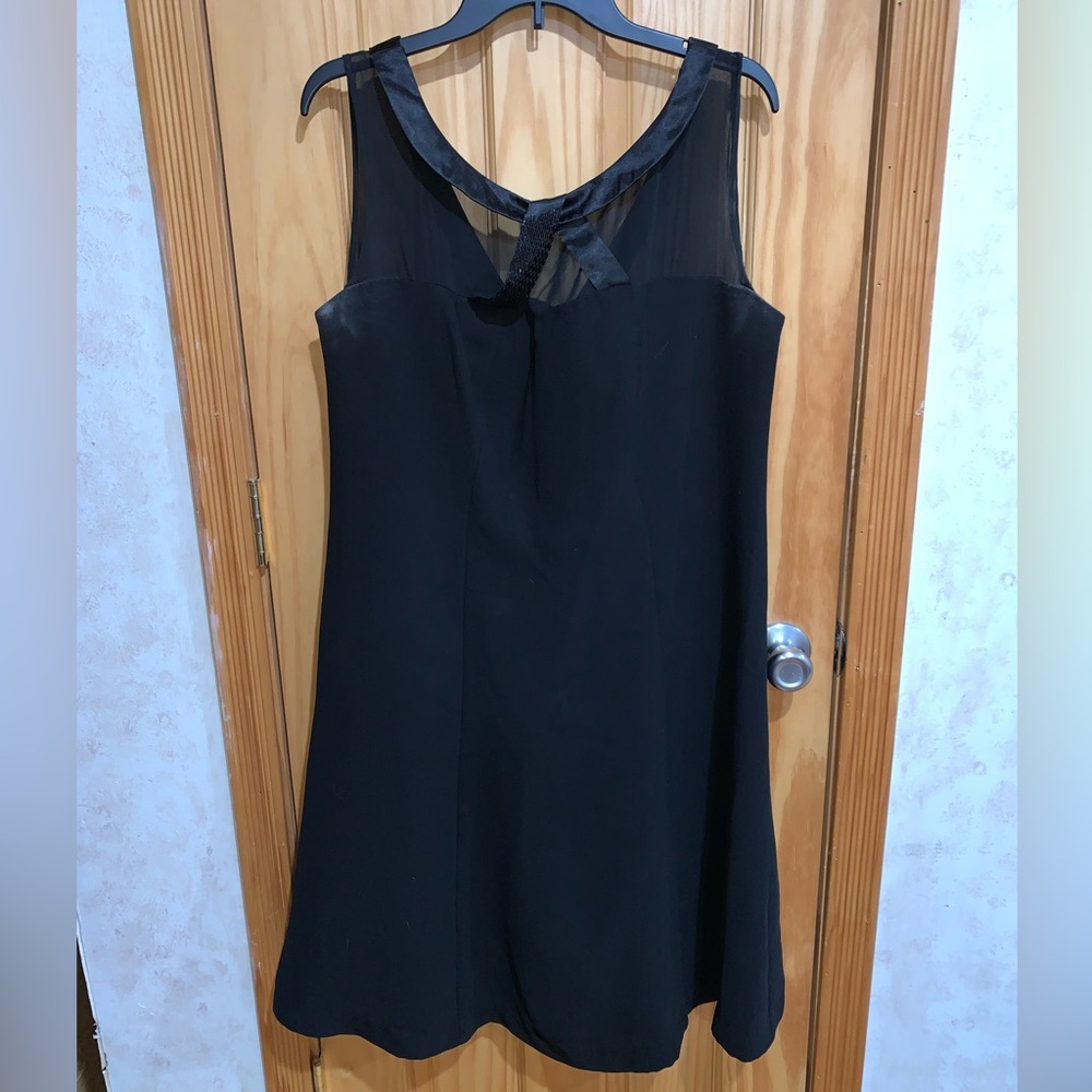 JS Collections Midi Dress Black Sleeveless Semi Formal Embellishment Back S- 14W